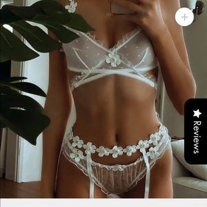 Empress Mimi bralette set NWT